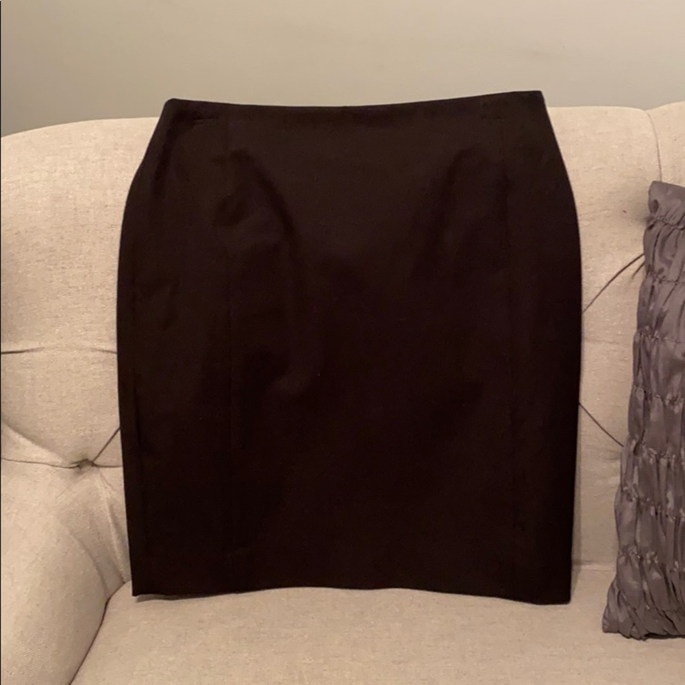 Black pencil skirt/ new!